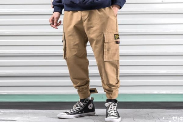 什么是工裝褲 工裝褲買(mǎi)什么材質(zhì)的好 什么是工裝褲 工裝褲買(mǎi)什么材質(zhì)的好