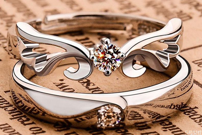 情侶對戒一般多少錢可以買到 情侶對戒哪個牌子好 情侶對戒一般多少錢可以買到 情侶對戒哪個牌子好