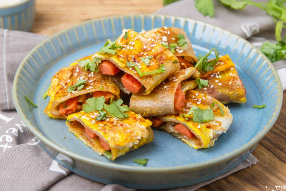 烤冷面的面皮有膠嗎 烤冷面的危害 烤冷面的面皮有膠嗎 烤冷面的危害