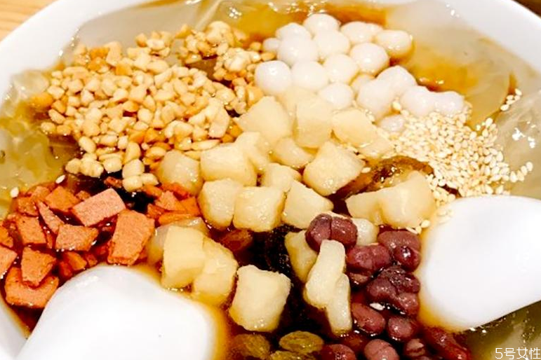 冰粉吃了對(duì)人體有害嗎 冰粉的功效與作用 冰粉吃了對(duì)人體有害嗎 冰粉的功效與作用