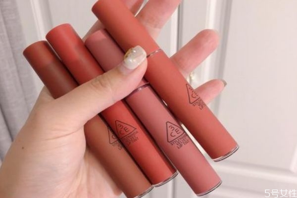 3ce絲絨唇釉怎么樣 3ce絲絨唇釉怎么辨別真假 3ce絲絨唇釉怎么樣 3ce絲絨唇釉怎么辨別真假