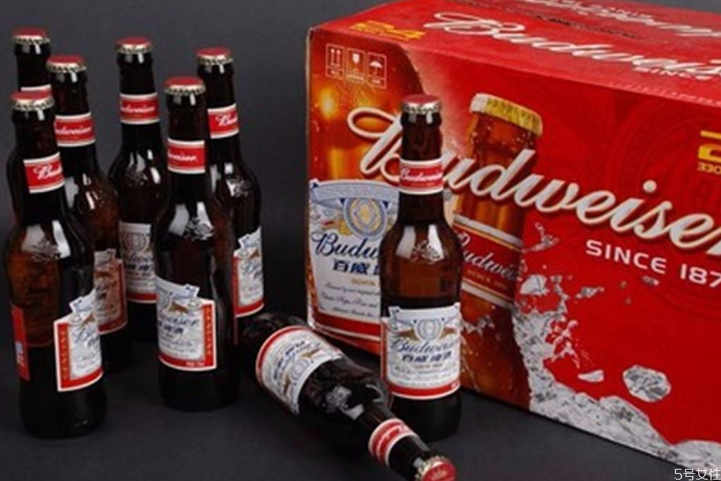 百威啤酒是哪個(gè)國(guó)家的 百威啤酒是什么檔次 百威啤酒是哪個(gè)國(guó)家的 百威啤酒是什么檔次