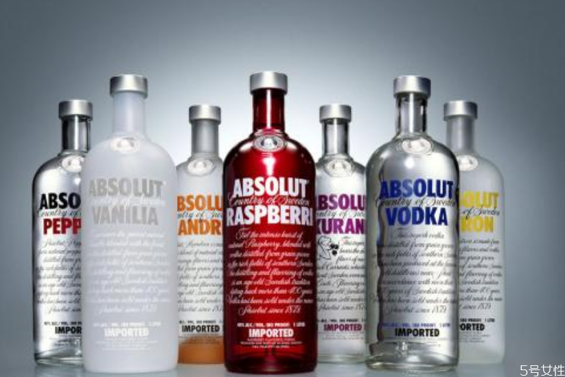 野格屬于威士忌嗎 野格和威士忌有什么區(qū)別 野格屬于威士忌嗎 野格和威士忌有什么區(qū)別