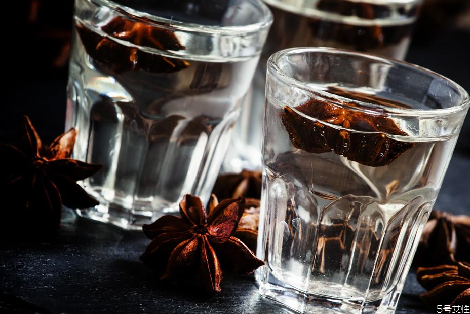 伏特加好喝嗎 伏特加兌什么好喝 伏特加好喝嗎 伏特加兌什么好喝