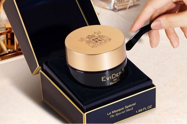 排毒面膜膏能清理皮膚嗎 排毒面膜后需要補(bǔ)水面膜嗎 排毒面膜膏能清理皮膚嗎 排毒面膜后需要補(bǔ)水面膜嗎