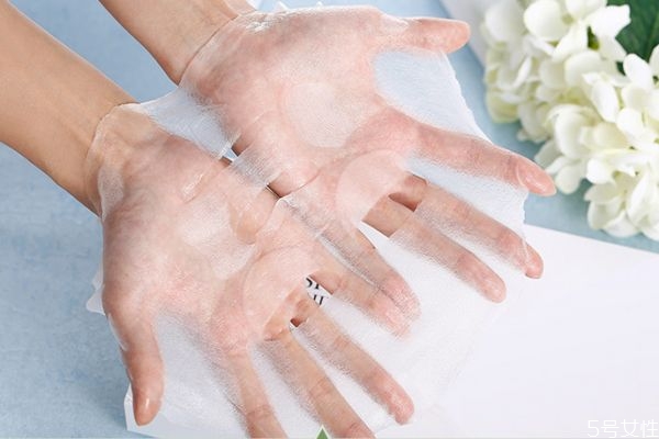 排毒面膜跟清潔面膜有什么區(qū)別 排毒面膜膏有副作用嗎 排毒面膜跟清潔面膜有什么區(qū)別 排毒面膜膏有副作用嗎