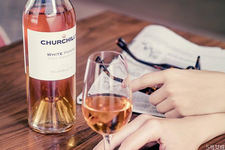 咖啡奶油利口酒怎么喝 咖啡利口酒加什么好喝 咖啡奶油利口酒怎么喝 咖啡利口酒加什么好喝