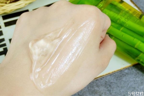 啫喱面膜可以天天用嗎 啫喱面膜過(guò)期還能用嗎 啫喱面膜可以天天用嗎 啫喱面膜過(guò)期還能用嗎