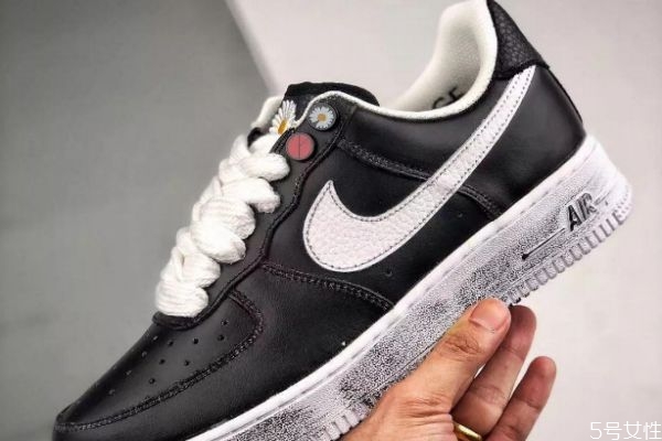 刮刮樂鞋子怎么刮 小雛菊刮刮樂怎么刮 刮刮樂鞋子怎么刮 小雛菊刮刮樂怎么刮