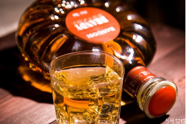 白蘭地是哪個(gè)國家的酒 白蘭地什么牌子的好 白蘭地是哪個(gè)國家的酒 白蘭地什么牌子的好