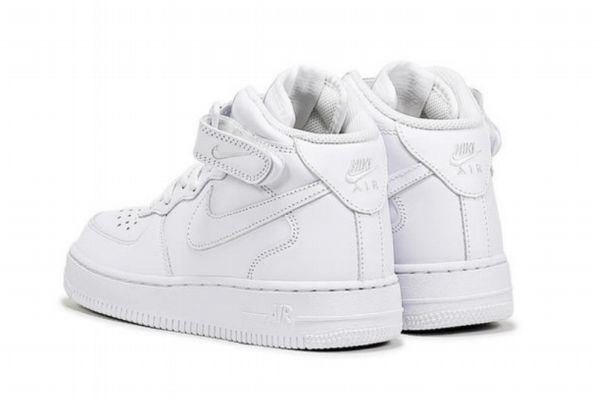 空軍一號容易開裂是假貨嗎 空軍一號開裂了怎么修復(fù) 空軍一號容易開裂是假貨嗎 空軍一號開裂了怎么修復(fù)