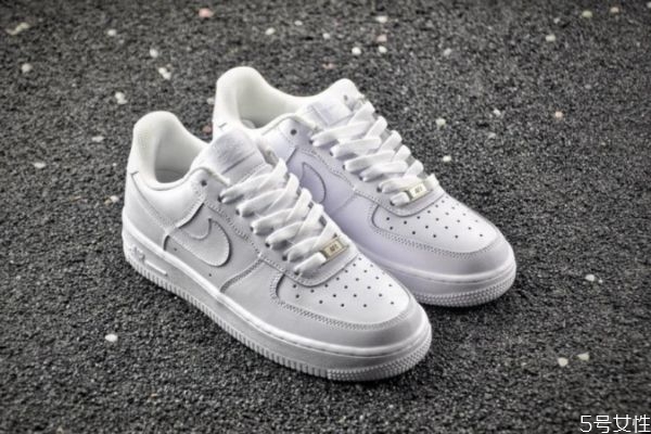 空軍一號容易開裂是假貨嗎 空軍一號開裂了怎么修復(fù) 空軍一號容易開裂是假貨嗎 空軍一號開裂了怎么修復(fù)