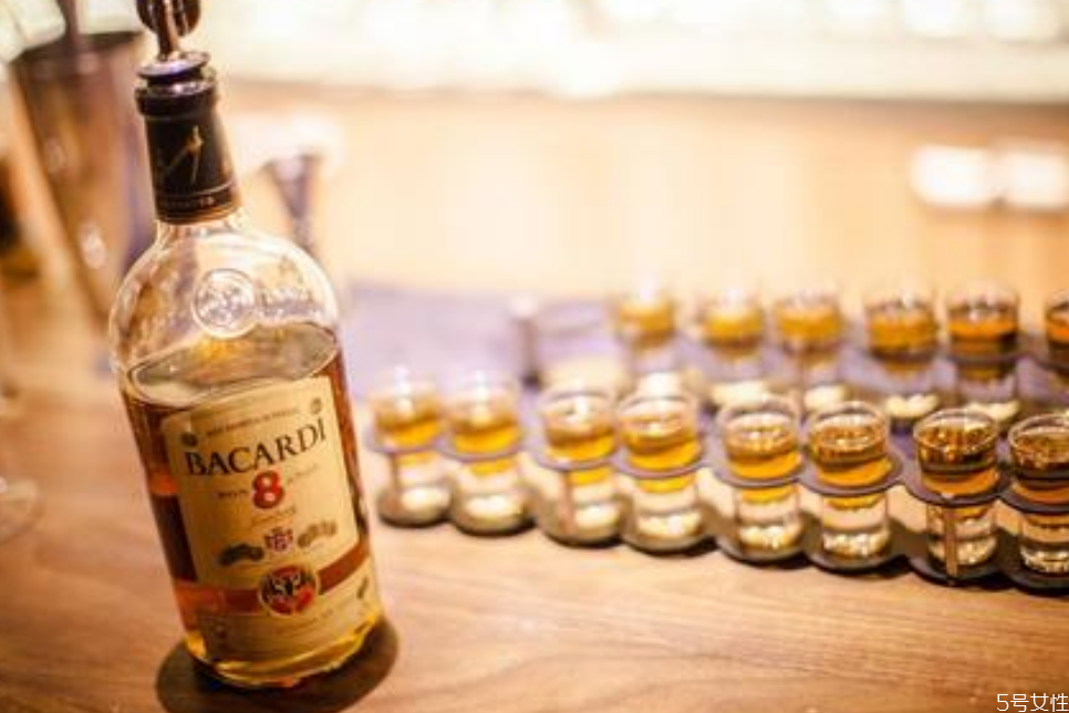 朗姆酒度數(shù) 可樂(lè)朗姆酒多少度