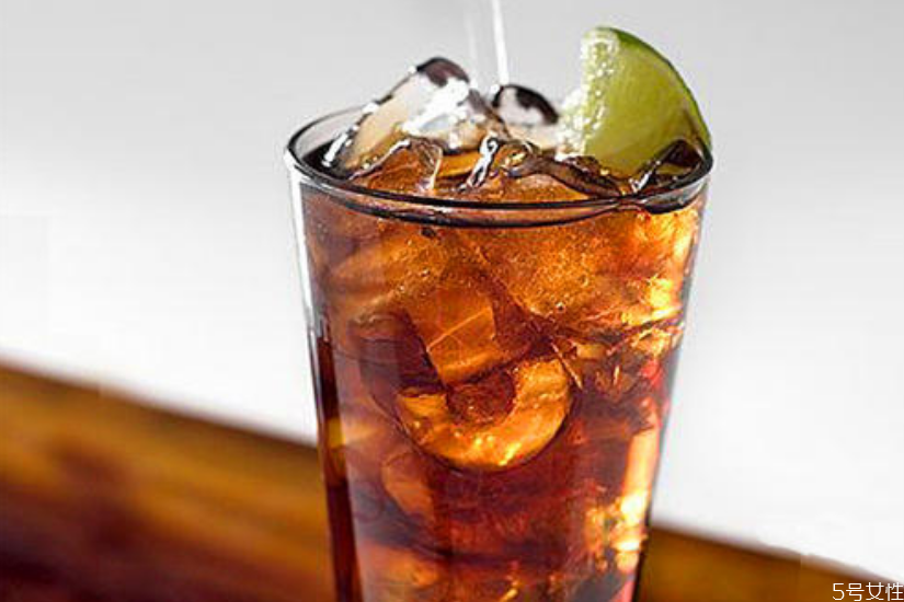 朗姆酒度數(shù) 可樂(lè)朗姆酒多少度