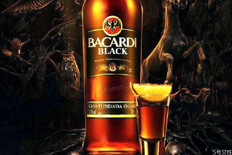 百加得朗姆酒可以直接喝嗎 百加得朗姆酒怎么喝 百加得朗姆酒可以直接喝嗎 百加得朗姆酒怎么喝