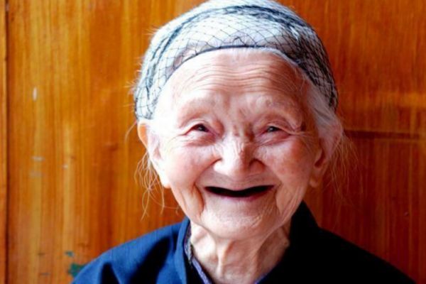 白頭發(fā)與壽命長短有關系嗎 白頭發(fā)影響壽命嗎 白頭發(fā)與壽命長短有關系嗎 白頭發(fā)影響壽命嗎