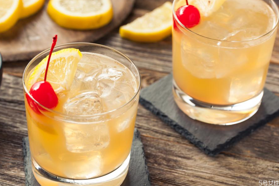 威士忌酸要不要放蛋清 威士忌酸雞尾酒配方 威士忌酸要不要放蛋清 威士忌酸雞尾酒配方