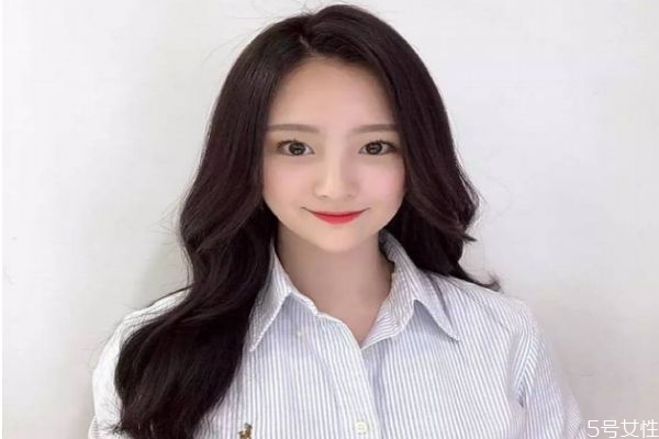 長發(fā)配八字劉海好看嗎 八字劉海配什么短發(fā) 長發(fā)配八字劉海好看嗎 八字劉海配什么短發(fā)