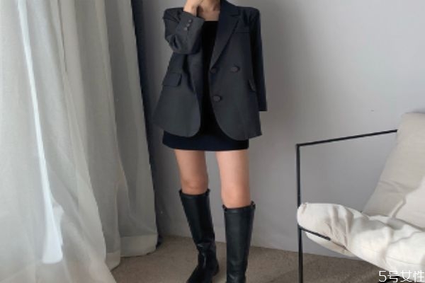 西裝外套女怎么搭配 西裝外套里面穿什么好看 西裝外套女怎么搭配 西裝外套里面穿什么好看