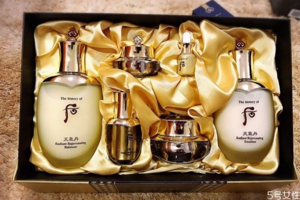 40歲適合天氣丹哪個系列 天氣丹emulsion是水還是乳 40歲適合天氣丹哪個系列 天氣丹emulsion是水還是乳