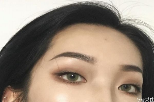 隱形眼鏡能帶12小時(shí)嗎 戴美瞳好嗎 隱形眼鏡能帶12小時(shí)嗎 戴美瞳好嗎