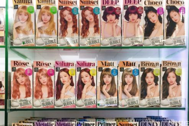 愛茉莉染發(fā)劑弄到皮膚上怎么洗掉 染發(fā)劑弄臉上怎么洗 愛茉莉染發(fā)劑弄到皮膚上怎么洗掉 染發(fā)劑弄臉上怎么洗