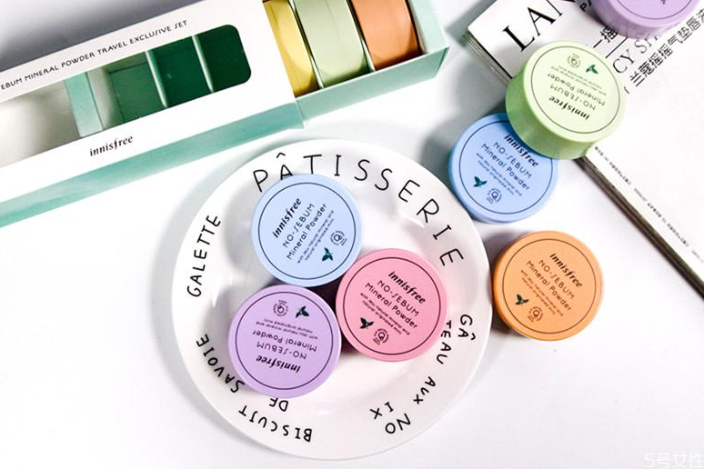 為什么散粉會結(jié)塊 悅詩風(fēng)吟散粉結(jié)塊了怎么辦 為什么散粉會結(jié)塊 悅詩風(fēng)吟散粉結(jié)塊了怎么辦