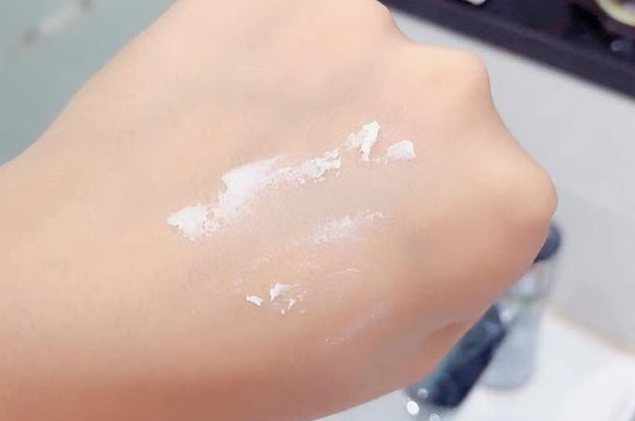 美白津膏怎么用 美白津膏使用順序 美白津膏怎么用 美白津膏使用順序