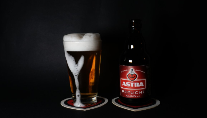 經(jīng)常喝啤酒有什么好處 經(jīng)常喝啤酒有什么壞處 經(jīng)常喝啤酒有什么好處 經(jīng)常喝啤酒有什么壞處