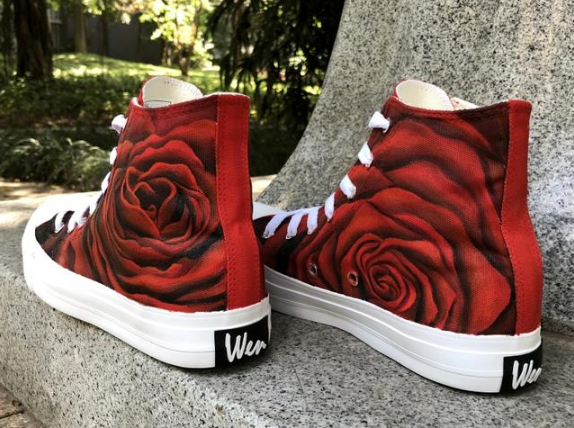 帆布鞋適合什么年齡的女生穿 帆布鞋搭配什么褲子女 帆布鞋適合什么年齡的女生穿 帆布鞋搭配什么褲子女