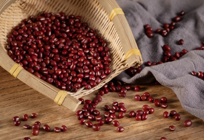 紅豆和赤小豆哪個(gè)補(bǔ)血效果比較好 紅豆和赤小豆誰最補(bǔ)血