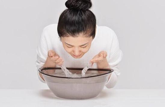 白醋洗臉可以祛痘嗎 白醋洗臉有什么好處 白醋洗臉可以祛痘嗎 白醋洗臉有什么好處