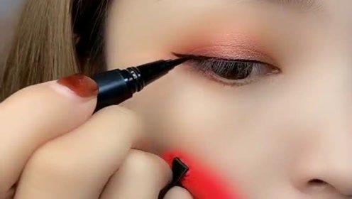 眼線怎么畫才好看 眼線和美瞳線的區(qū)別 眼線怎么畫才好看 眼線和美瞳線的區(qū)別