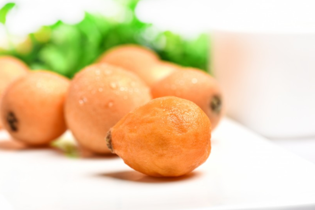 枇杷熱量高嗎 枇杷減肥的時候可以吃嗎 枇杷熱量高嗎 枇杷減肥的時候可以吃嗎