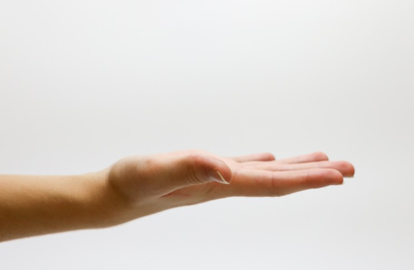 醋泡手的功效與作用 醋泡手有什么好處和壞處 醋泡手的功效與作用 醋泡手有什么好處和壞處