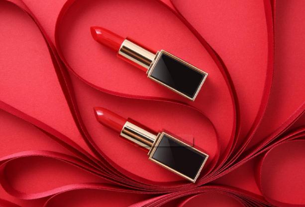 口紅有水珠正常嗎 口紅會(huì)不會(huì)融化 口紅有水珠正常嗎 口紅會(huì)不會(huì)融化