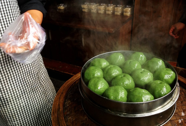 青團(tuán)的功效與作用禁忌 青團(tuán)有什么營(yíng)養(yǎng) 青團(tuán)的功效與作用禁忌 青團(tuán)有什么營(yíng)養(yǎng)