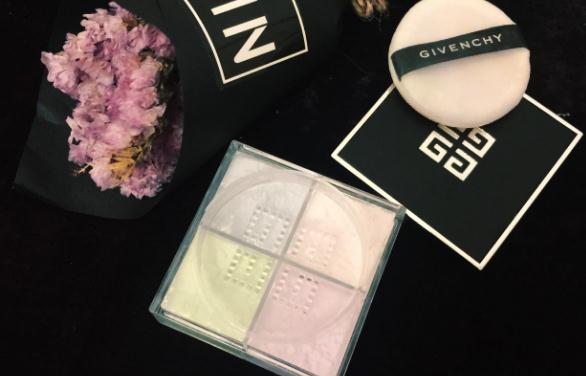 散粉要用刷子還是粉撲 散粉要用什么粉撲比較好 散粉要用刷子還是粉撲 散粉要用什么粉撲比較好