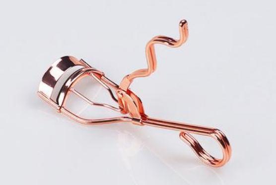 睫毛夾可以用什么代替 睫毛夾怎么夾翹 睫毛夾可以用什么代替 睫毛夾怎么夾翹