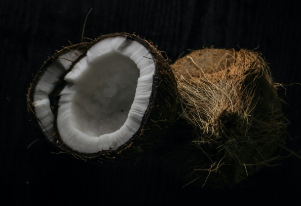 椰子肉孕婦可以吃嗎 孕婦吃椰子肉對胎兒好嗎 椰子肉孕婦可以吃嗎 孕婦吃椰子肉對胎兒好嗎