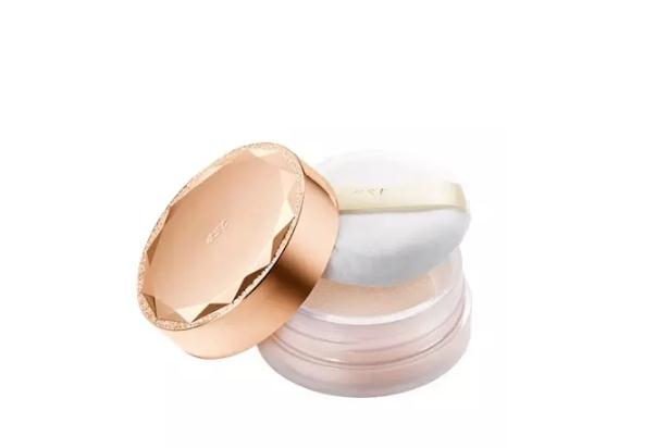 散粉怎么選擇適合自己的色號 散粉的色號會影響妝容嗎 散粉怎么選擇適合自己的色號 散粉的色號會影響妝容嗎