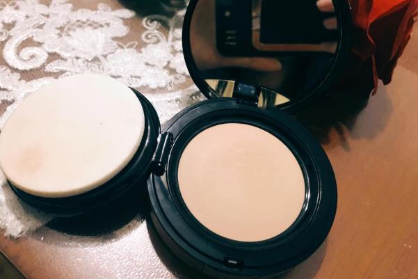 粉餅要打濕再用嗎 粉餅要用海綿還是粉撲 粉餅要打濕再用嗎 粉餅要用海綿還是粉撲