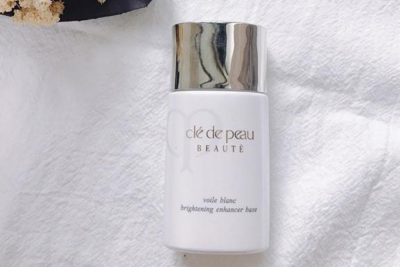 妝前乳會(huì)卡粉嗎 妝前乳卡粉怎么辦 妝前乳會(huì)卡粉嗎 妝前乳卡粉怎么辦