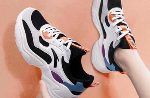 安踏運(yùn)動(dòng)鞋可以換底嗎 安踏運(yùn)動(dòng)鞋可以機(jī)洗嗎 安踏運(yùn)動(dòng)鞋可以換底嗎 安踏運(yùn)動(dòng)鞋可以機(jī)洗嗎