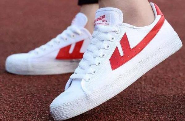 回力能跑步嗎 回力能當(dāng)滑板鞋嗎 回力能跑步嗎 回力能當(dāng)滑板鞋嗎