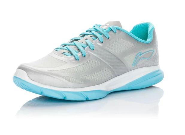 李寧運動鞋容易臭 李寧運動鞋怎么洗 李寧運動鞋容易臭 李寧運動鞋怎么洗