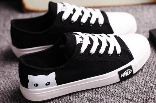 帆布鞋怎么穿搭 帆布鞋怎么配褲子 帆布鞋怎么穿搭 帆布鞋怎么配褲子