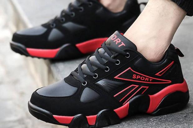 跑步鞋可以日常穿嗎 跑步鞋可以用來(lái)登山嗎 跑步鞋可以日常穿嗎 跑步鞋可以用來(lái)登山嗎