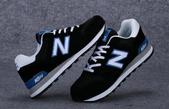 跑步鞋有什么特點 跑步鞋有防滑的效果嗎 跑步鞋有什么特點 跑步鞋有防滑的效果嗎