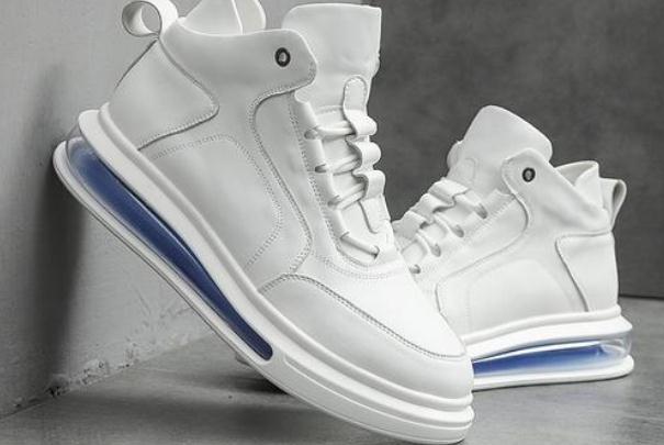 氣墊鞋要踩開是什么意思 怎么踩開氣墊 氣墊鞋要踩開是什么意思 怎么踩開氣墊